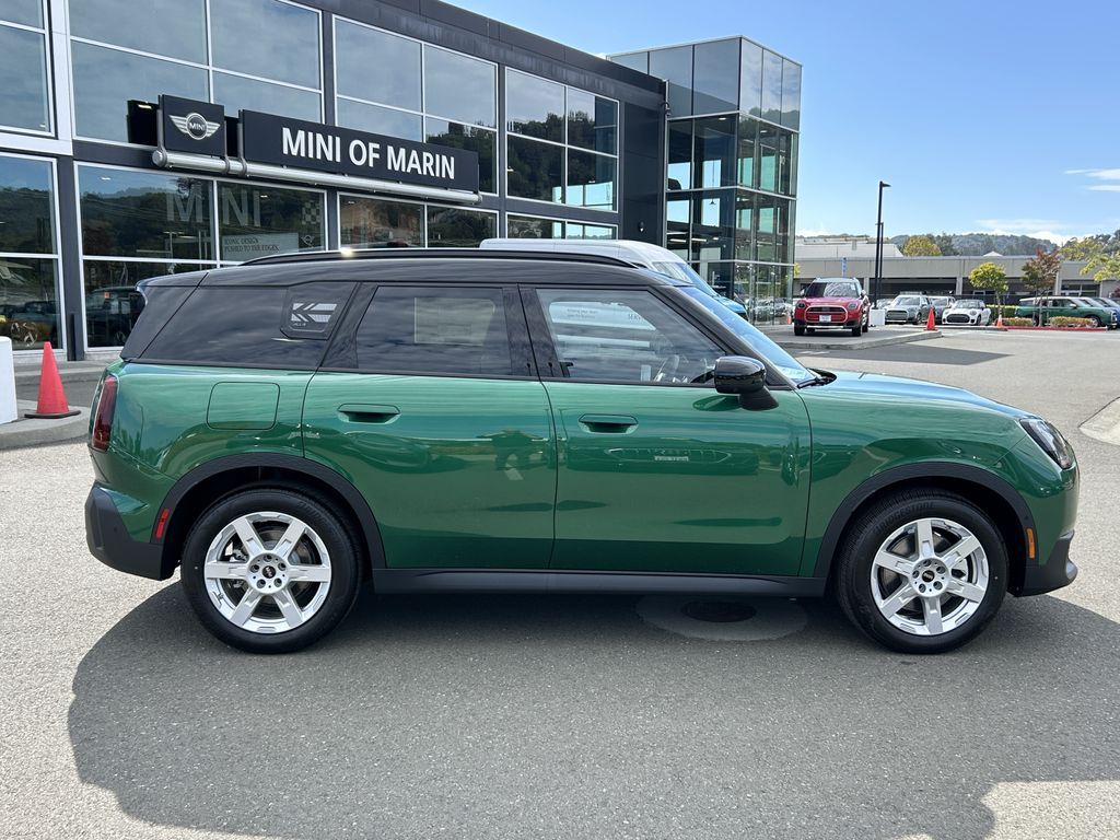 Thumbnail: 2026 MINI Cooper Countryman - 6