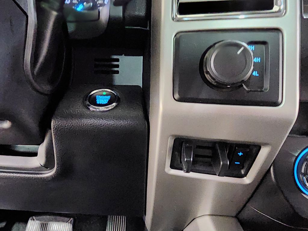 2017 Ford F-350SD Lariat