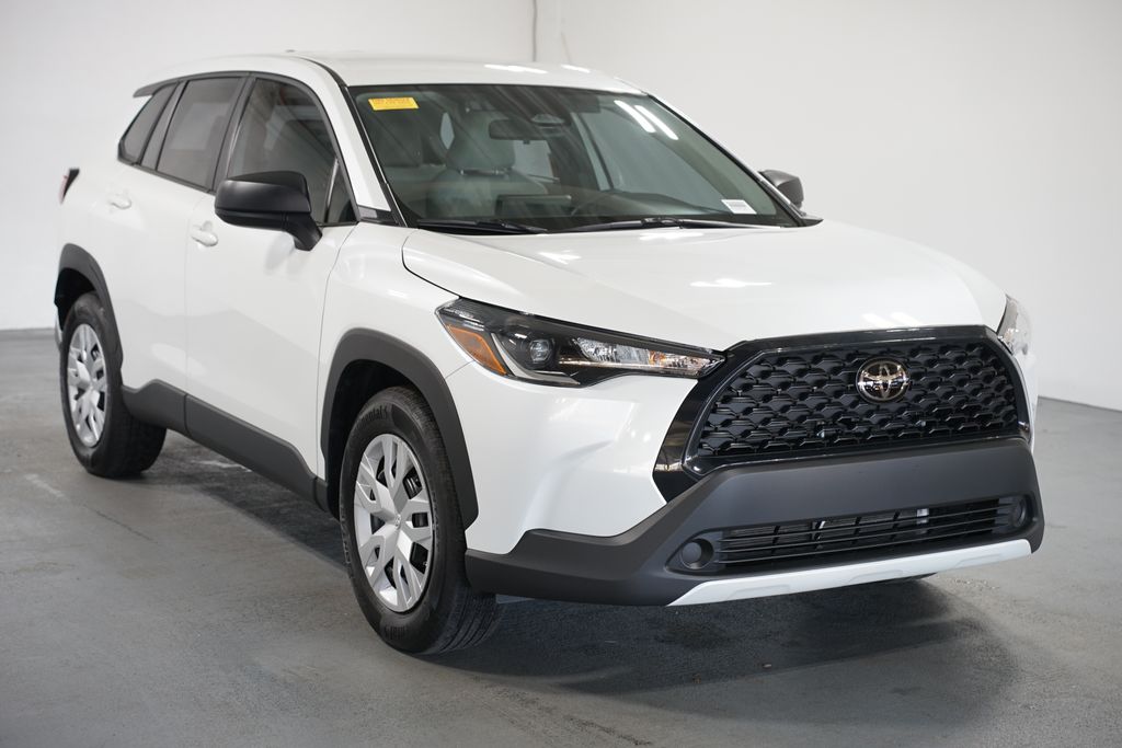 Thumbnail: 2025 Toyota Corolla Cross - 3