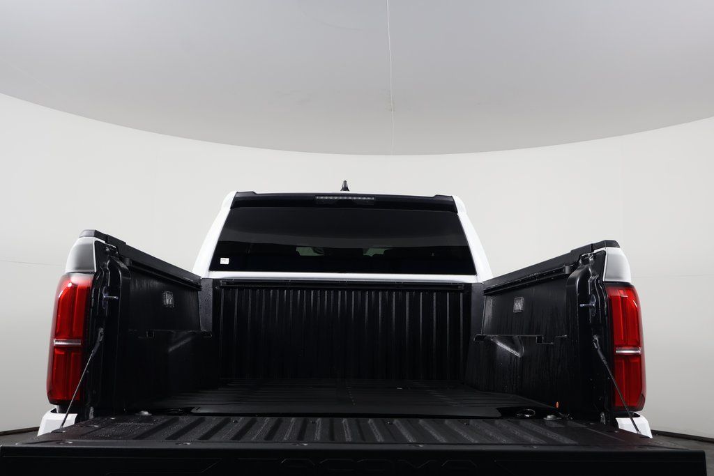 Thumbnail: 2025 Toyota Tacoma - 9