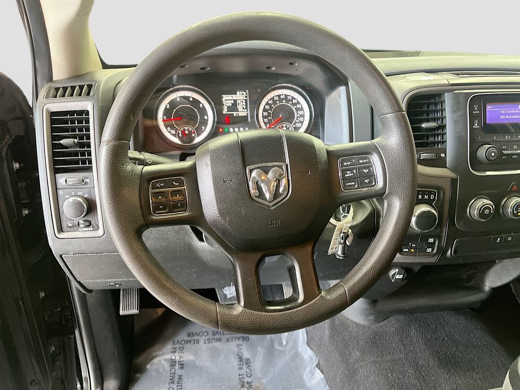 Used 2020 Diamond Black Crystal Pearlcoat Ram Tradesman image 11