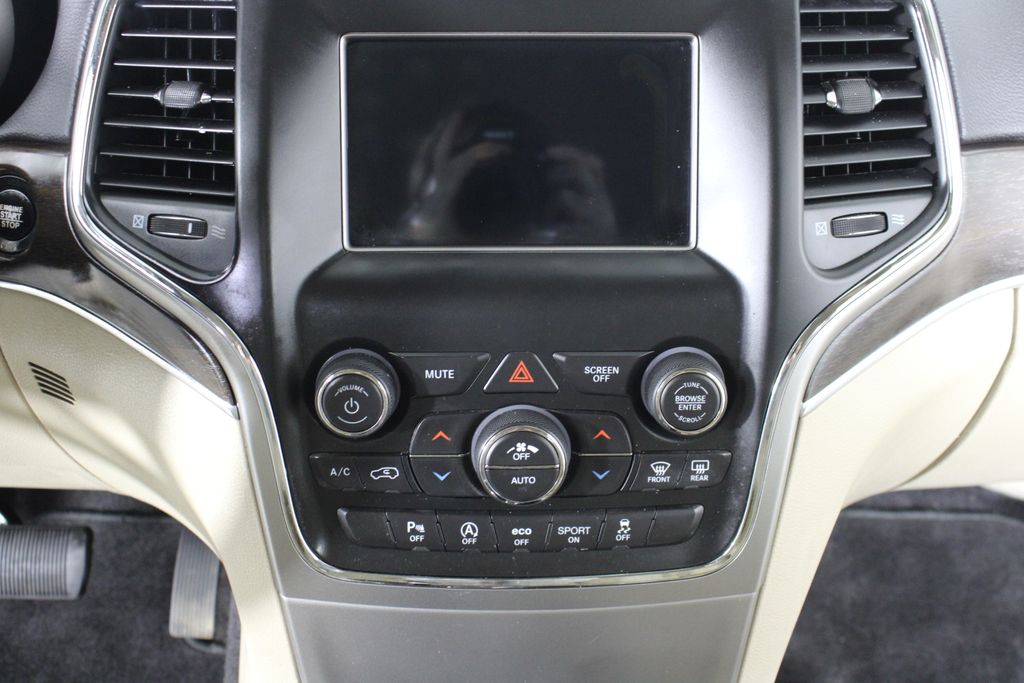 Used 2018 Jeep Grand Cherokee for sale in 