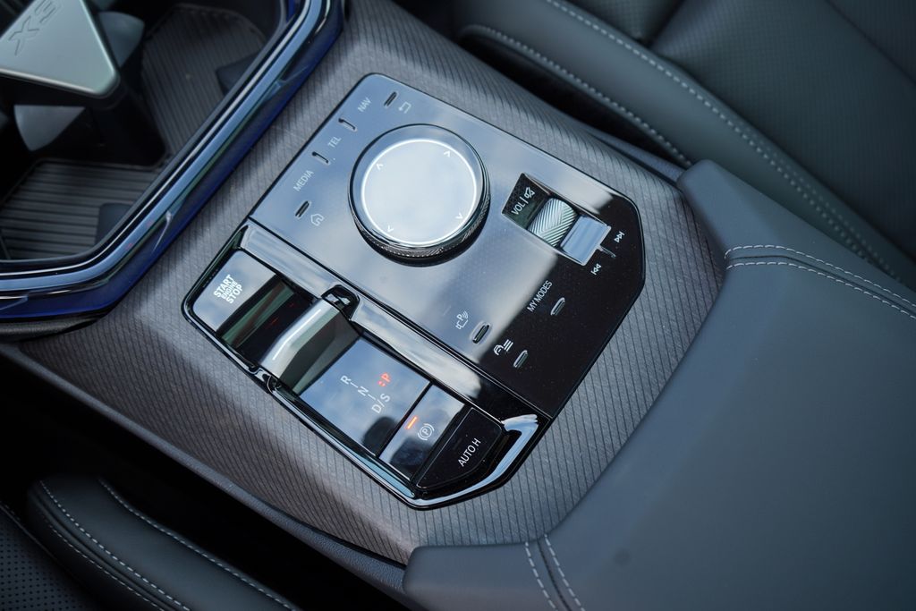 Thumbnail: 2026 BMW X3 - 17