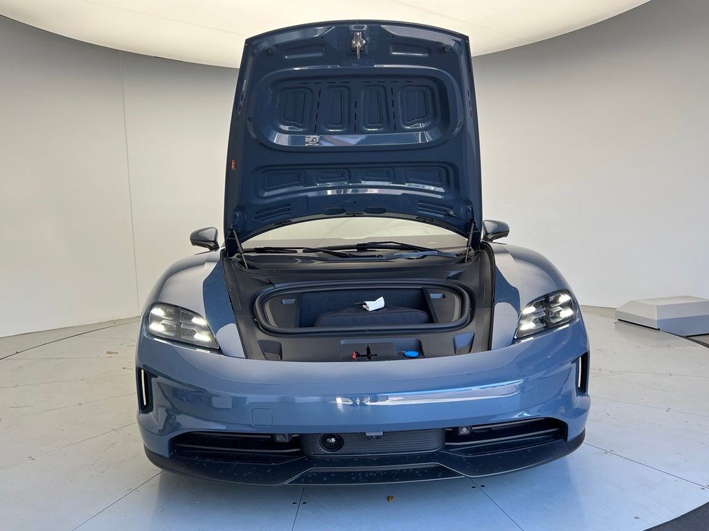 Thumbnail: 2025 Porsche Taycan - 26