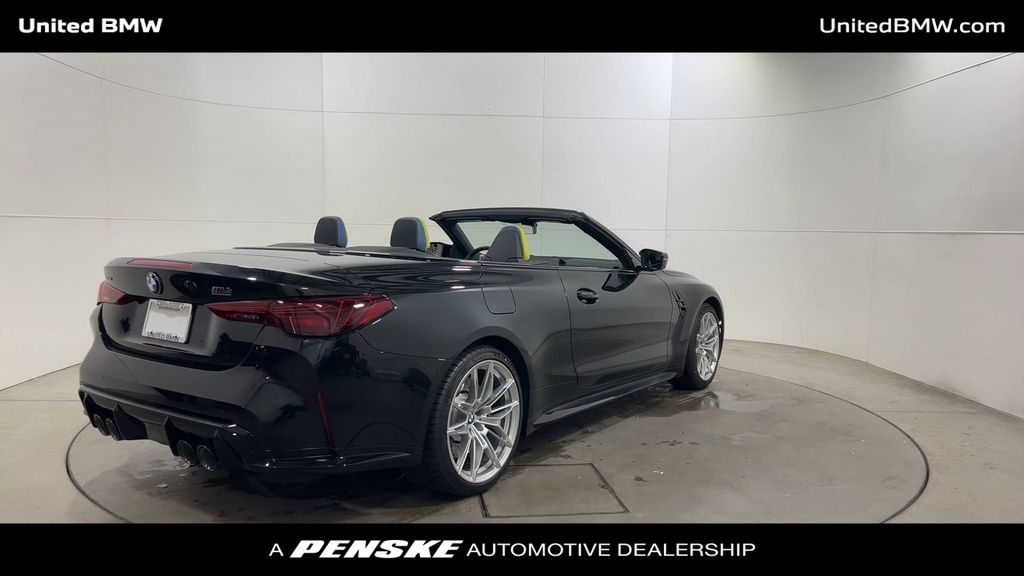 Thumbnail: 2026 BMW M4 - 8