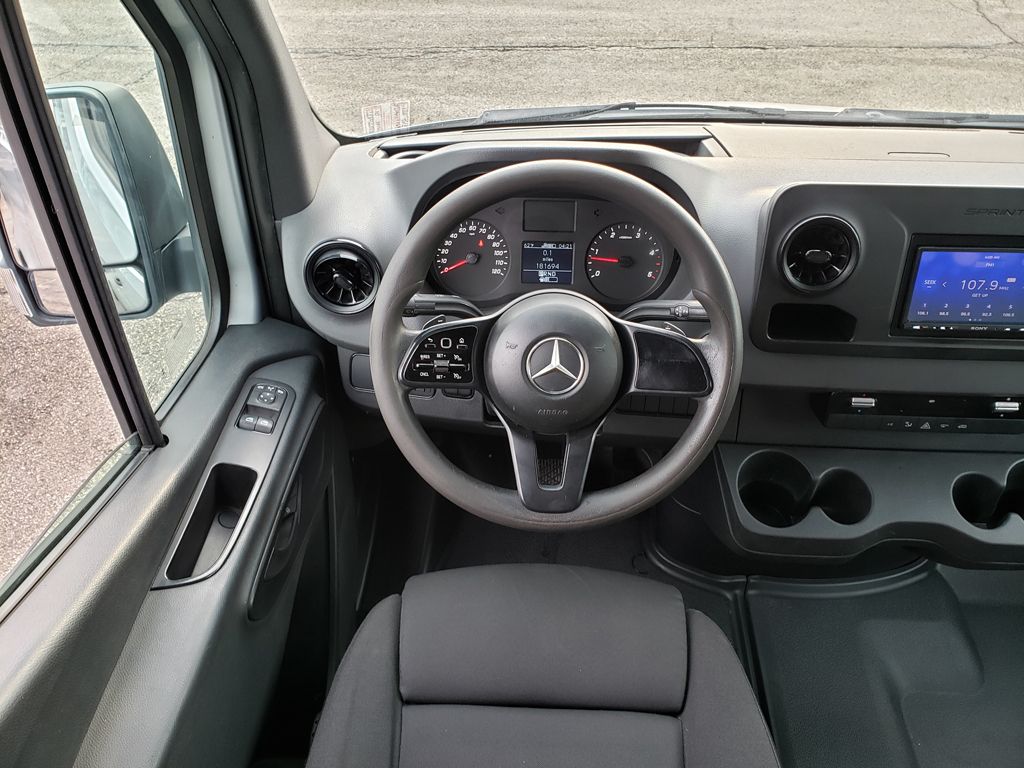 Thumbnail: 2019 Mercedes-Benz Sprinter - 19