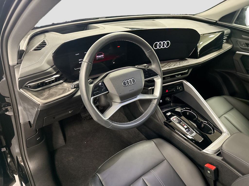 Thumbnail: 2025 Audi Q5 - 9