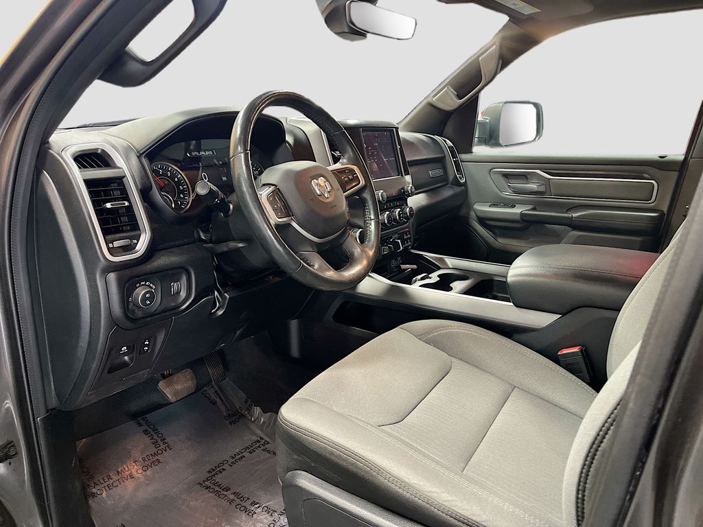 Used 2022 Granite Crystal Metallic Clearcoat Ram Big Horn/Lone Star image 9