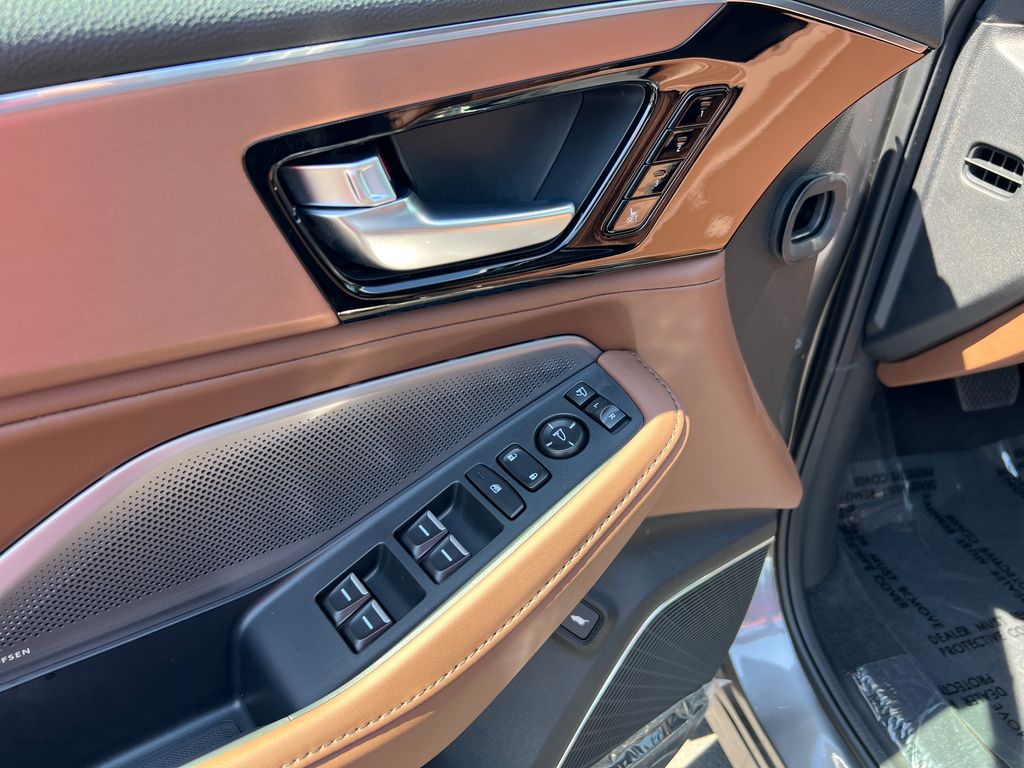 Thumbnail: 2026 Acura MDX - 12