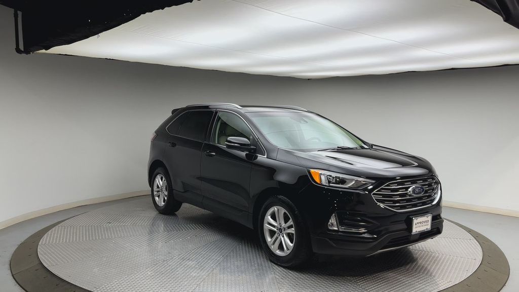 Thumbnail: 2019 Ford Edge - 8