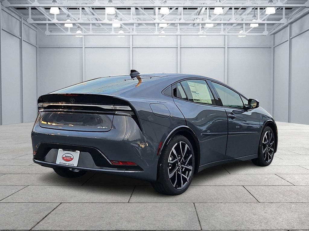 Thumbnail: 2026 Toyota Prius - 4