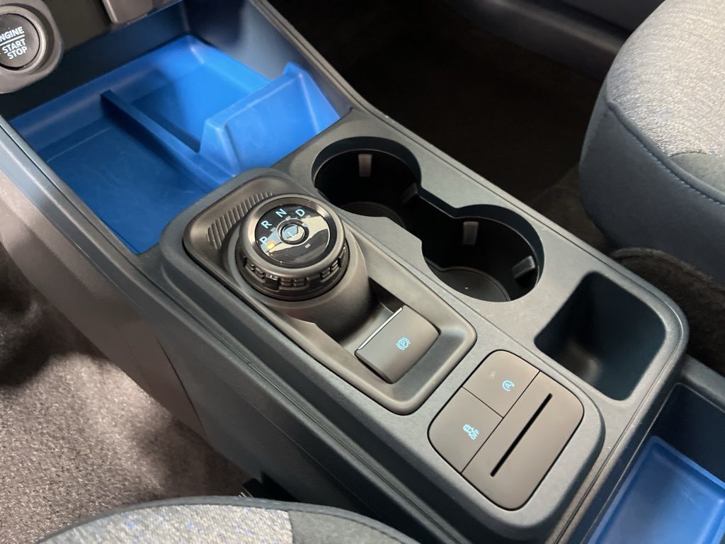 Thumbnail: 2025 Ford Maverick - 31