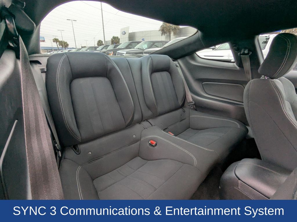 2021 Ford Mustang EcoBoost Fastback