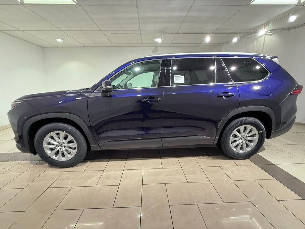 Thumbnail: 2026 Toyota Grand Highlander - 2