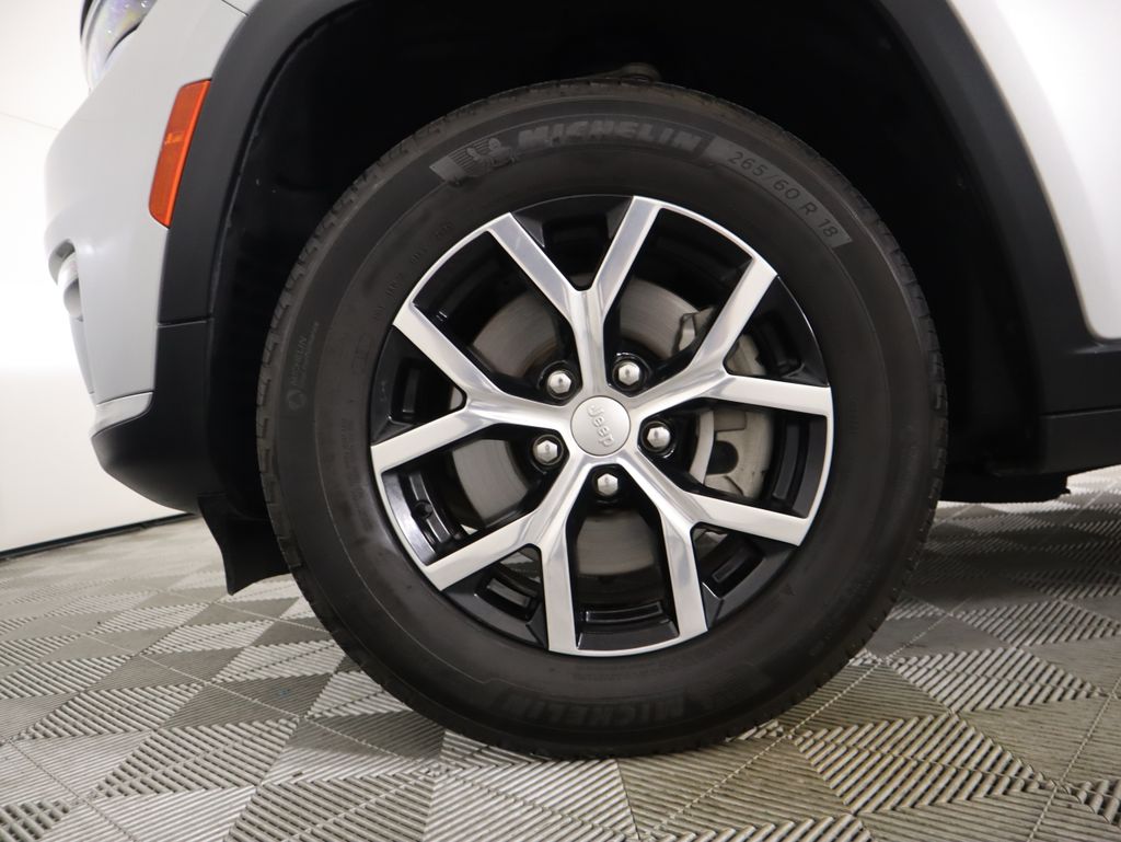 Thumbnail: 2024 Jeep Grand Cherokee L - 31