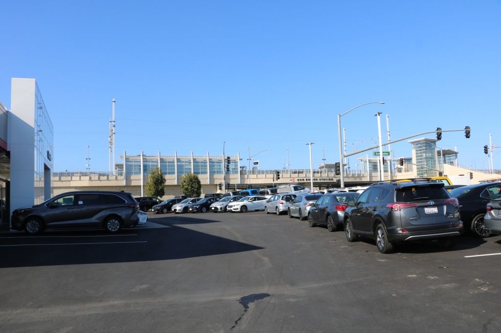 Certified Used 2020 Gray Toyota Limited image 40