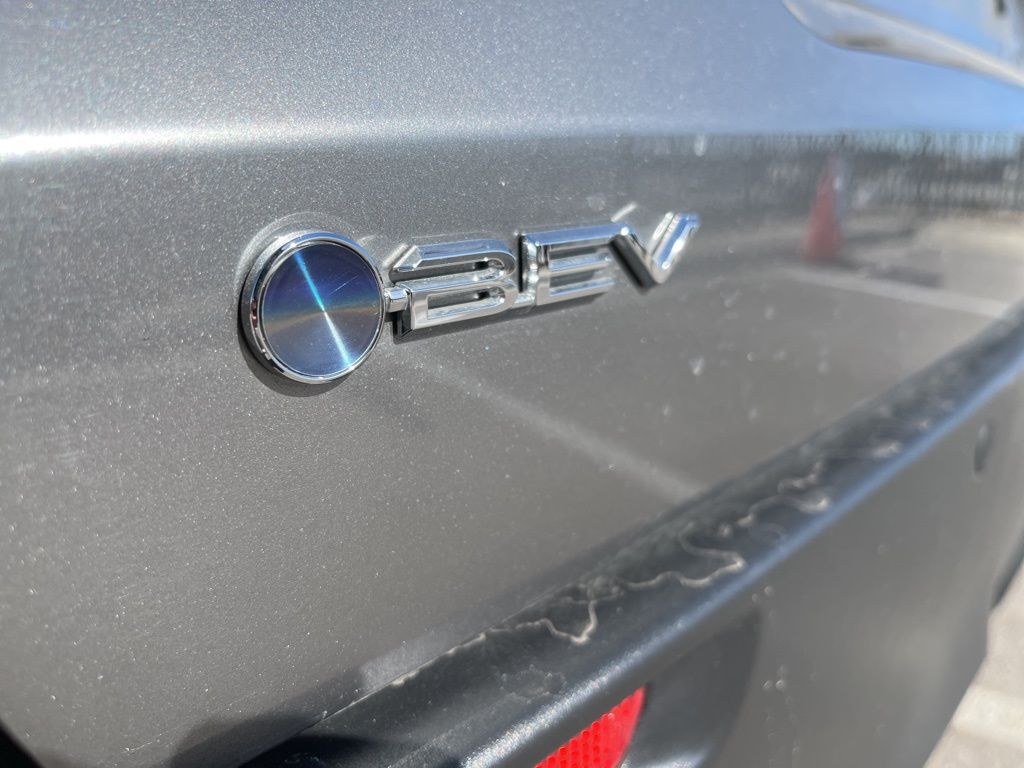 Thumbnail: 2024 Toyota bZ4X - 9