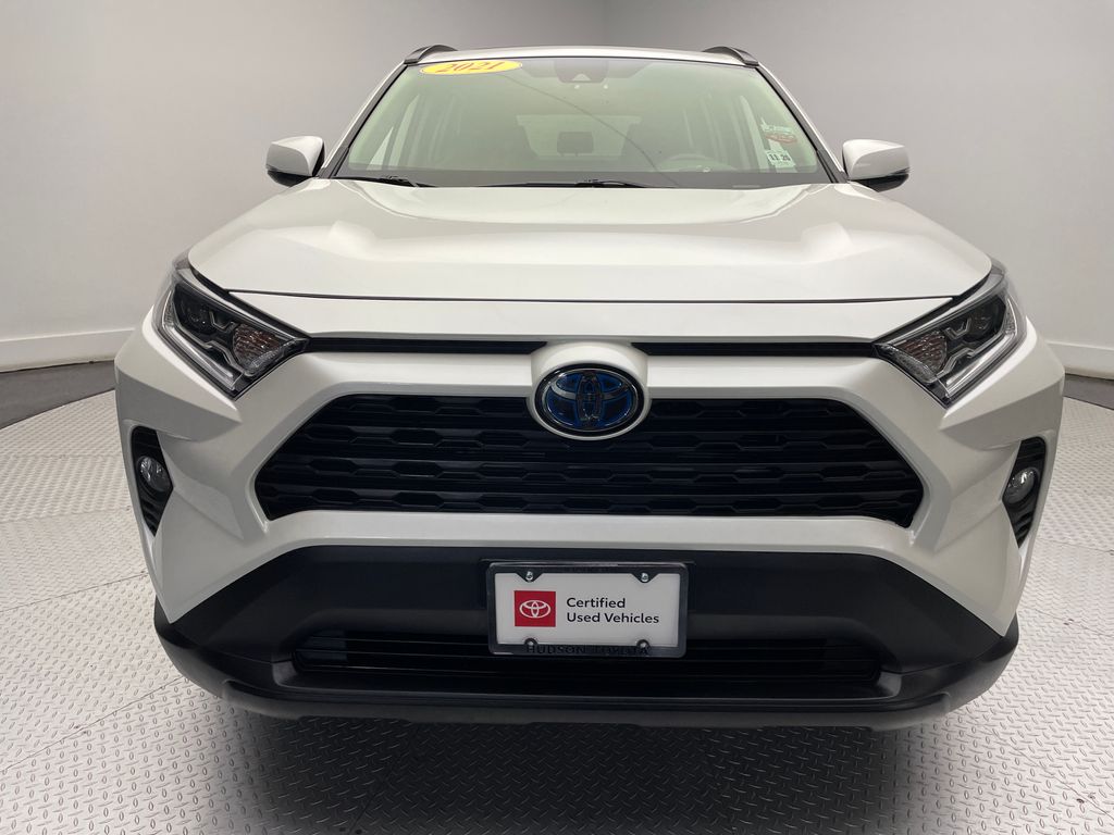 2021 Toyota RAV4 XLE Premium 2