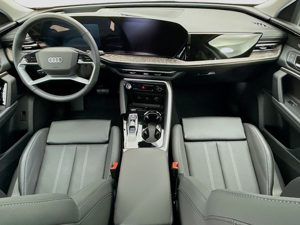 Thumbnail: 2025 Audi Q5 - 14