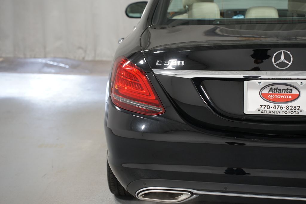 Thumbnail: 2021 Mercedes-Benz C-Class - 10