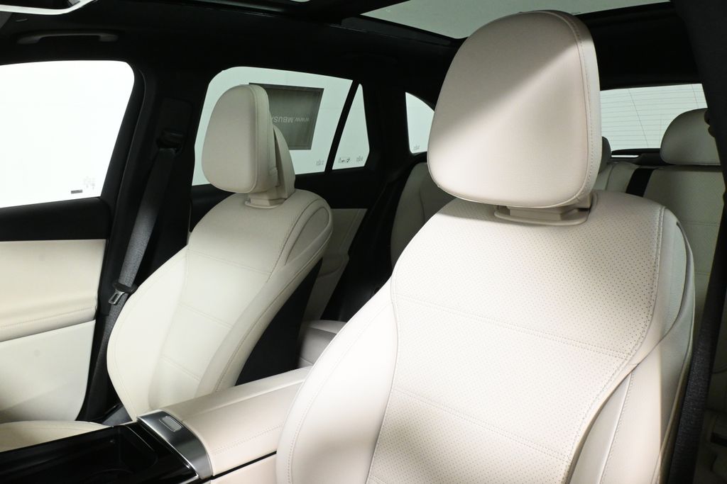 Thumbnail: 2026 Mercedes-Benz GLC - 16