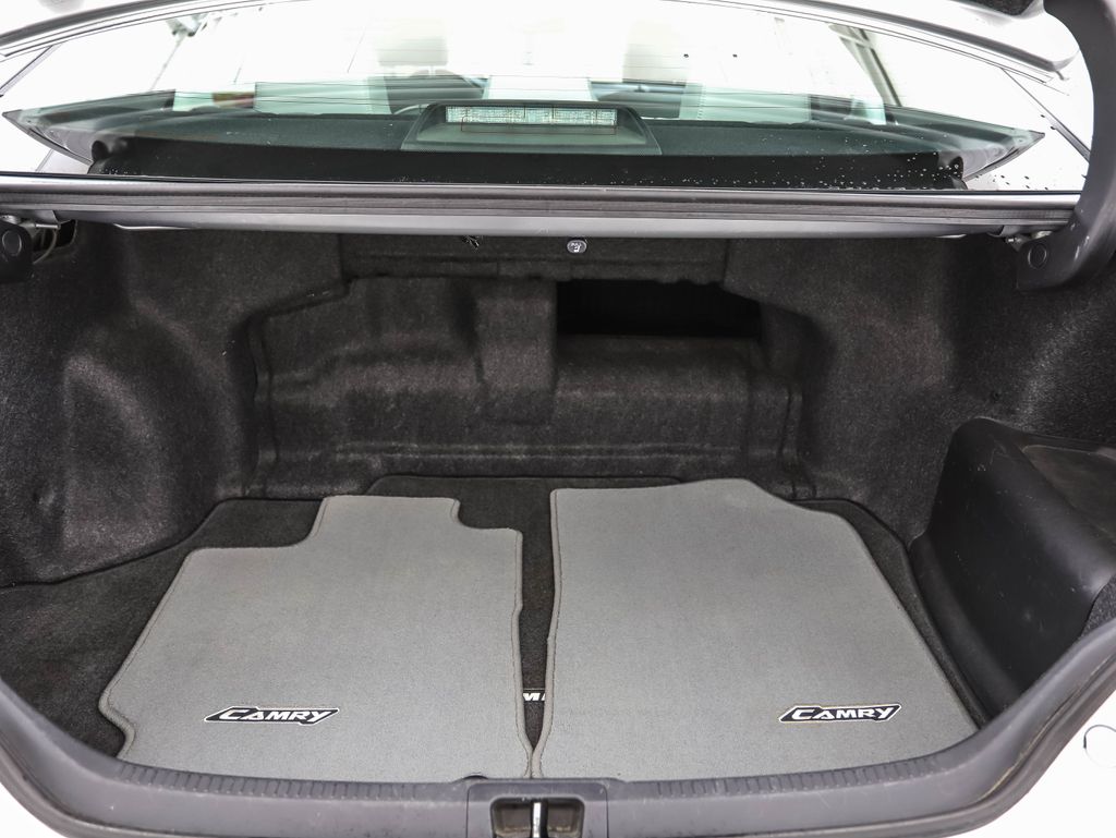 Thumbnail: 2015 Toyota Camry - 23