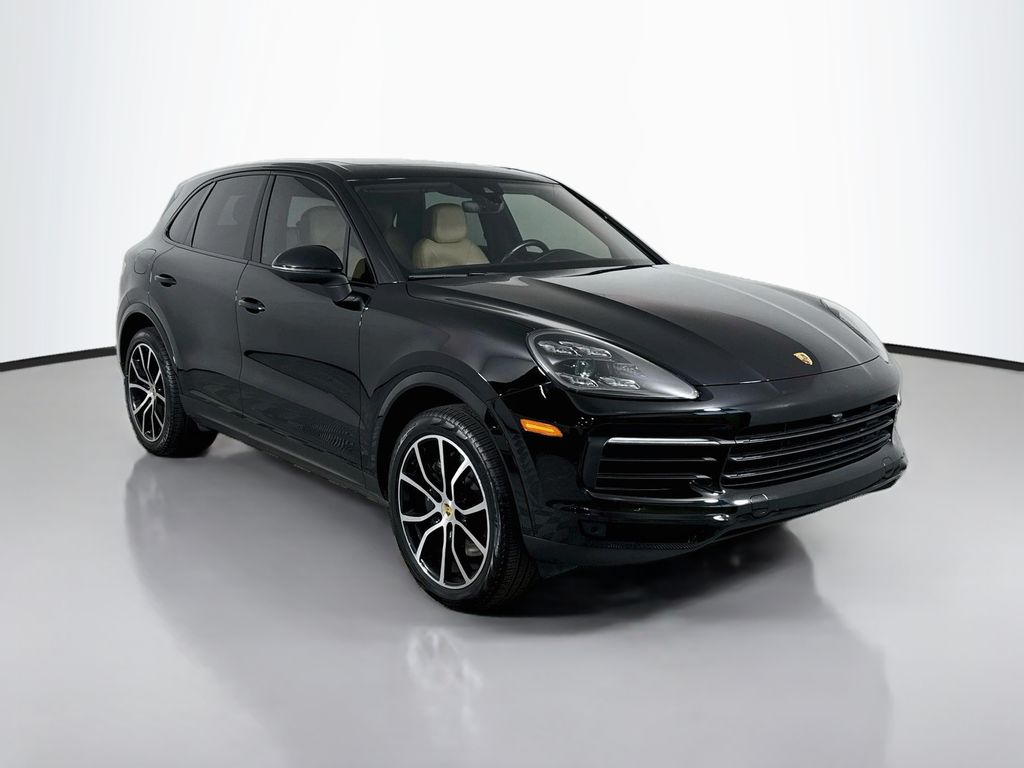 Thumbnail: 2021 Porsche Cayenne - 3