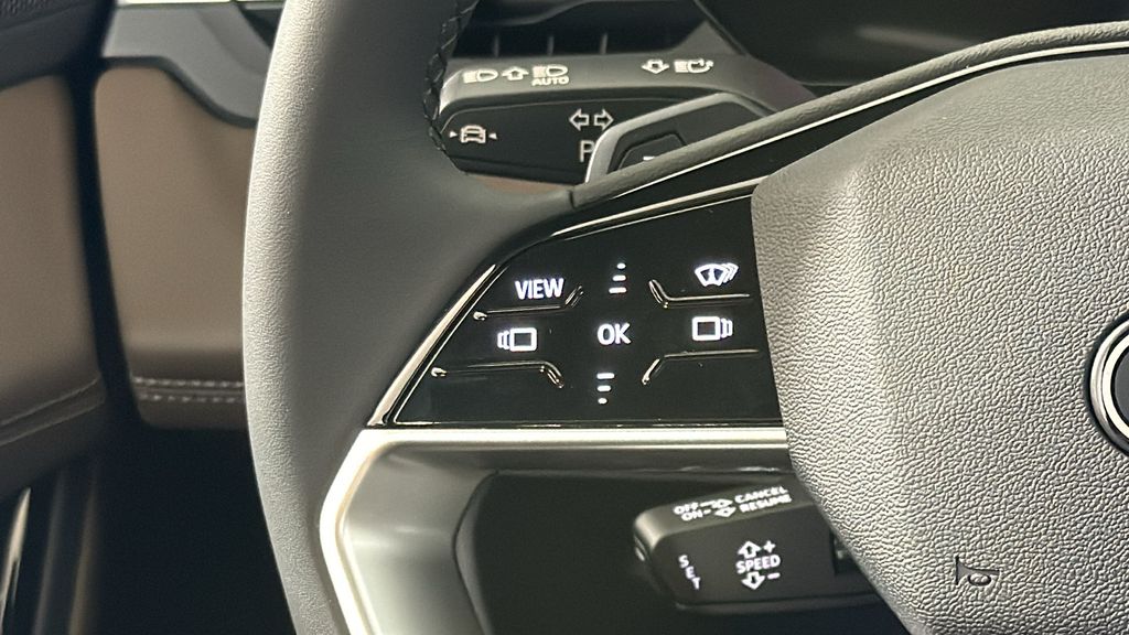 2025 Audi Q6 e-tron Premium 14