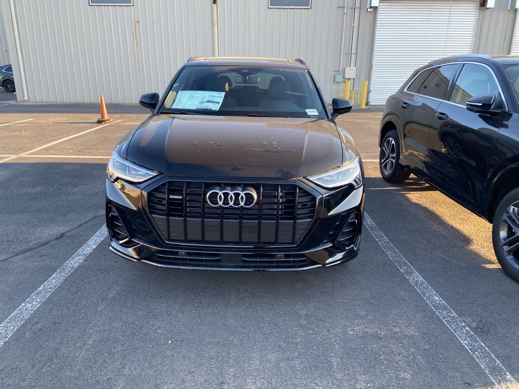 Thumbnail: 2025 Audi Q3 - 2