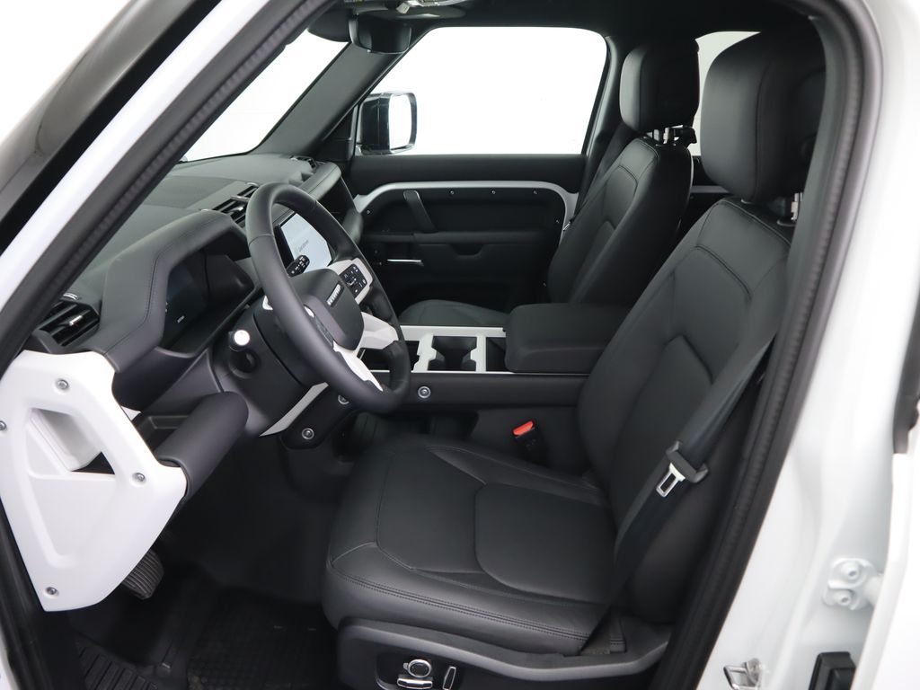 Thumbnail: 2025 Land Rover Defender - 20