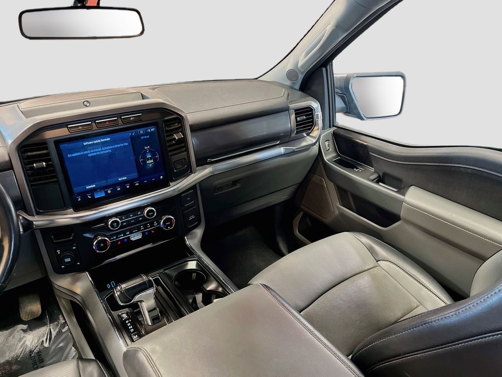 Used 2023 Black Metallic Ford Lariat image 24