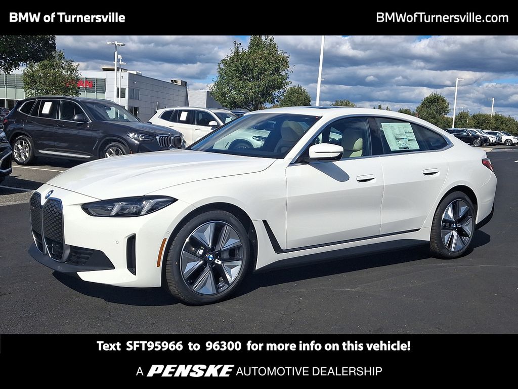 2025 BMW i4 xDrive40 -
                Turnersville, NJ