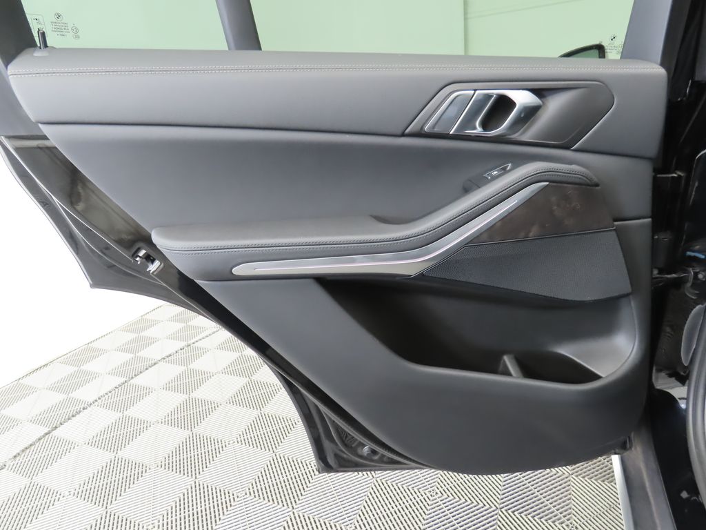 Thumbnail: 2022 BMW X5 - 27