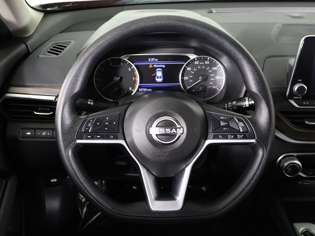 Used 2023 Red Nissan 2.5 SV image 35