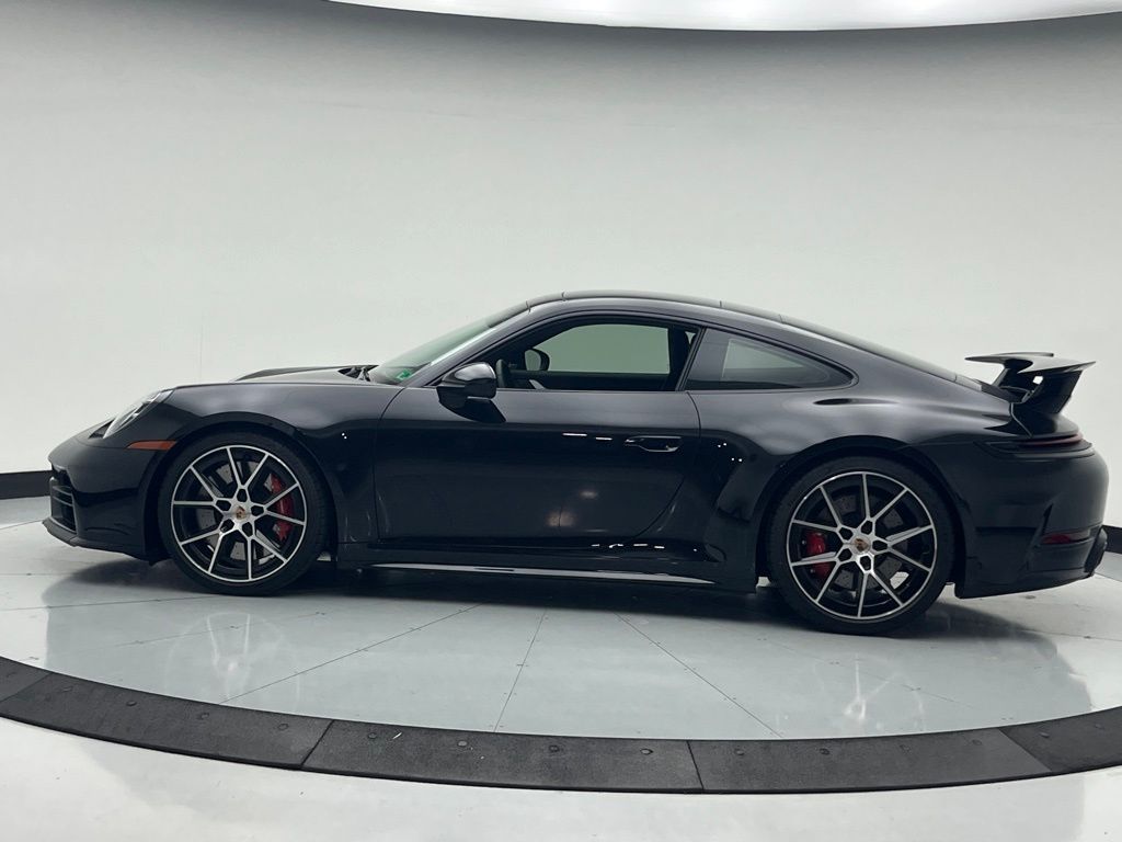 Thumbnail: 2025 Porsche 911 - 8