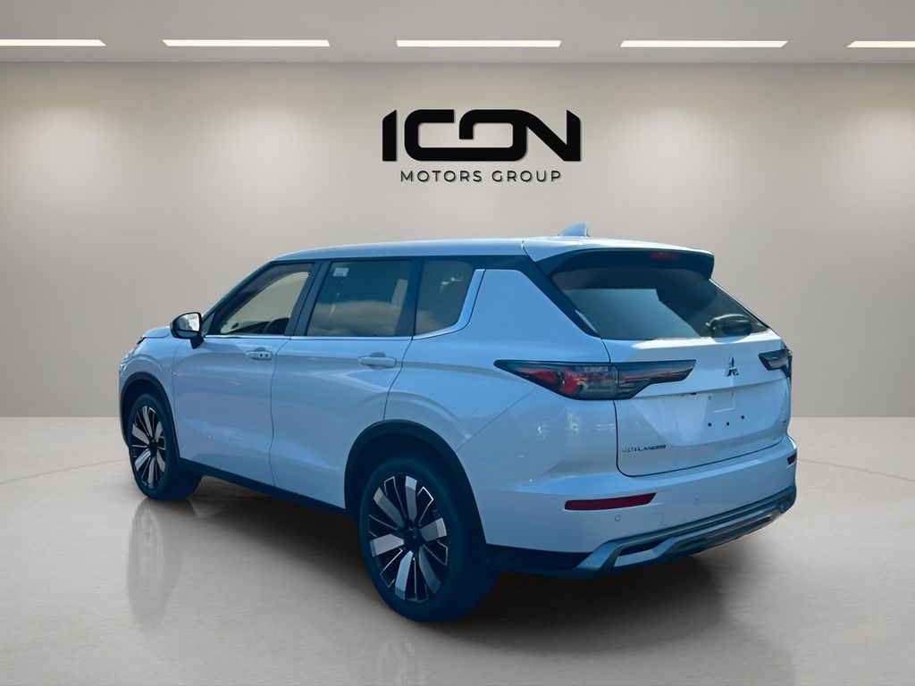New 2026 Mitsubishi Outlander SUV