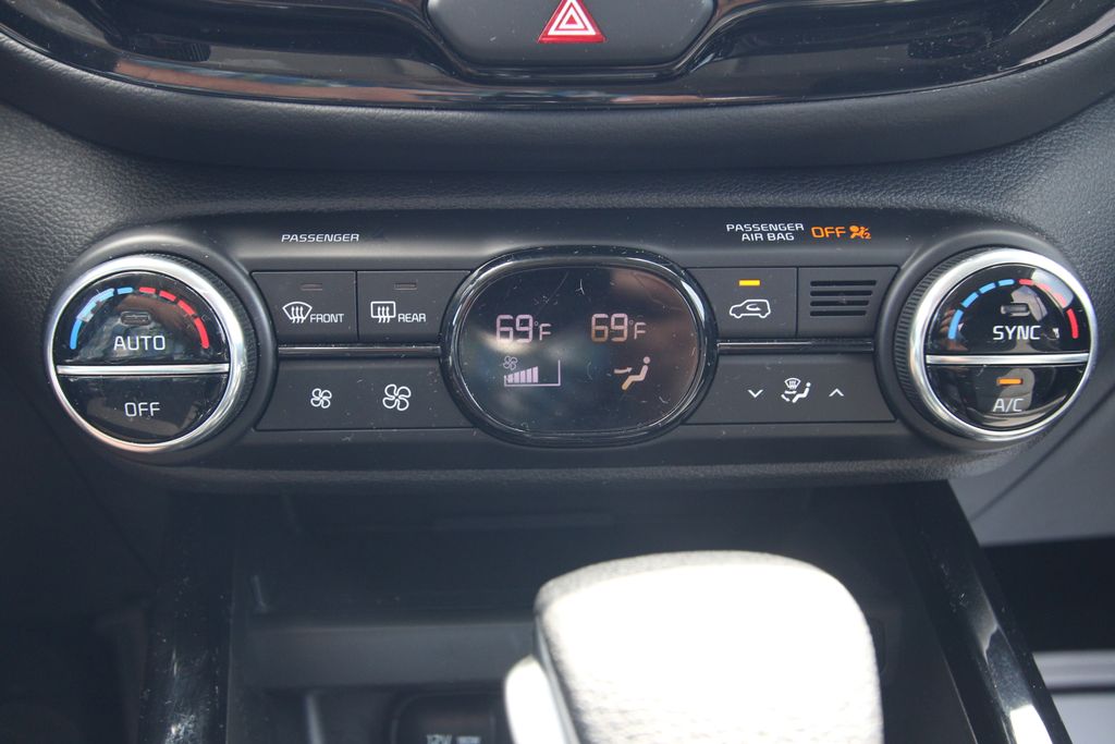Used 2025 Kia Soul Hatchback