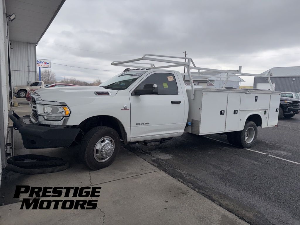 2022 RAM 3500 Chassis Tradesman Regular Cab LB DRW 4WD
