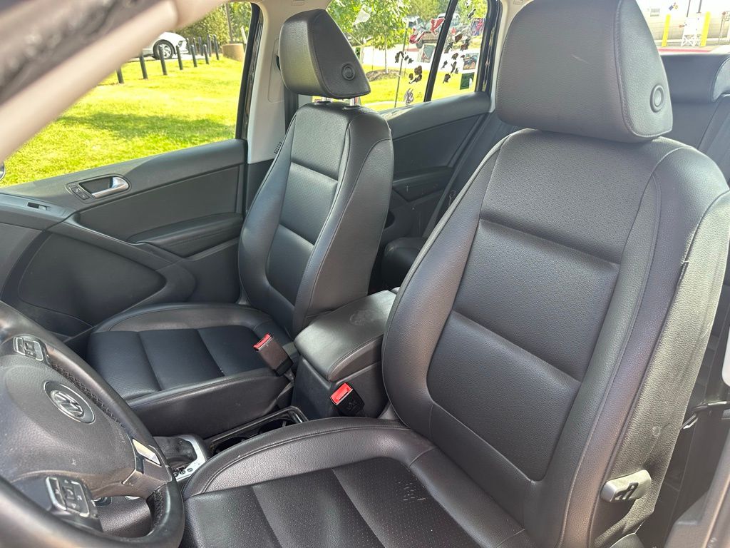 2017 Volkswagen Tiguan 2.0T 6