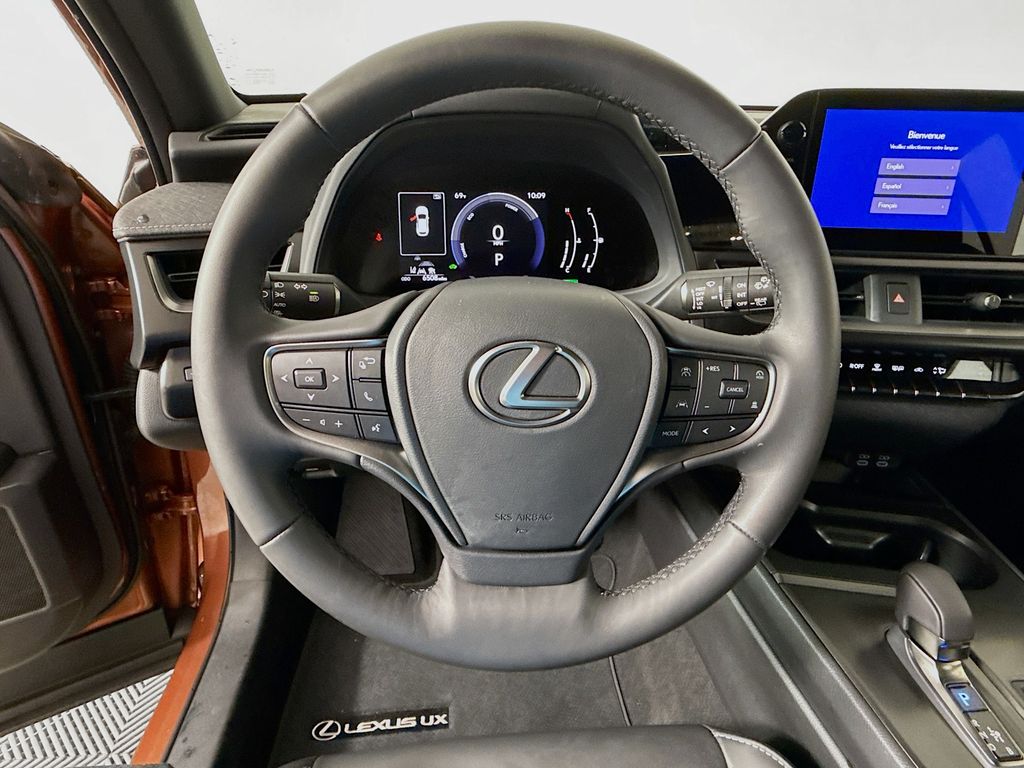 Thumbnail: 2025 Lexus UX - 11