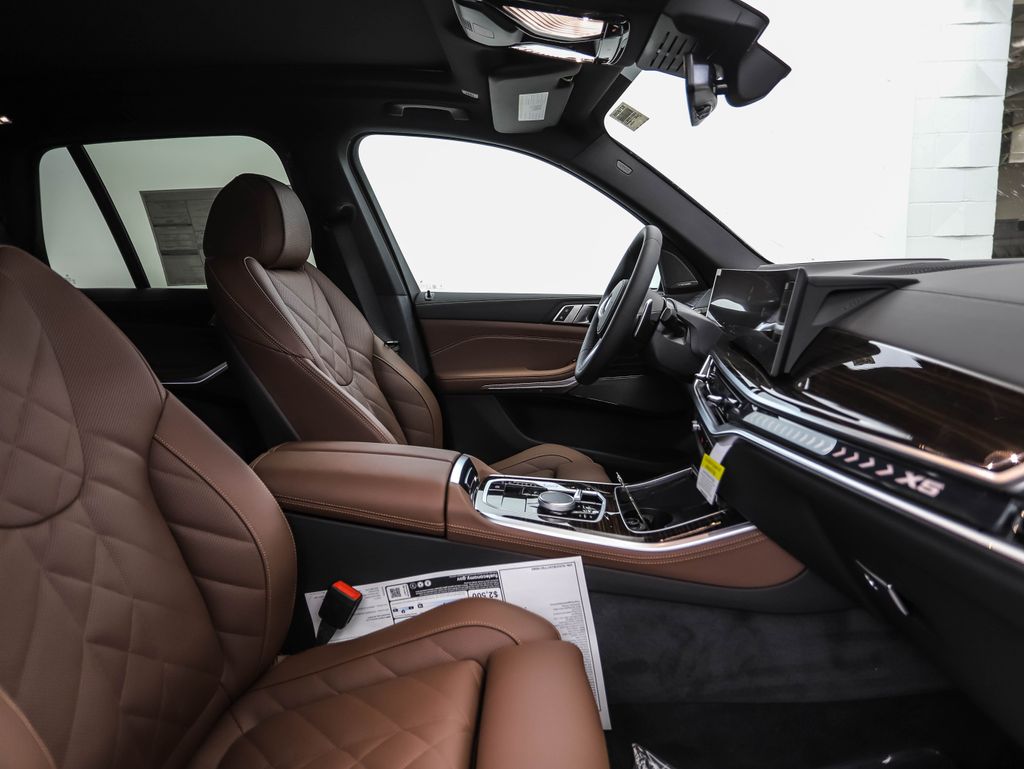 Thumbnail: 2026 BMW X5 - 31