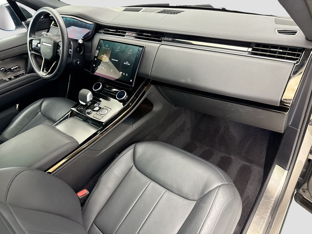 Thumbnail: 2023 Land Rover Range Rover Sport - 19