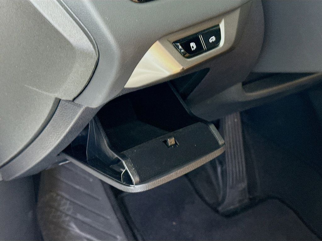 Thumbnail: 2025 Lexus RX - 10