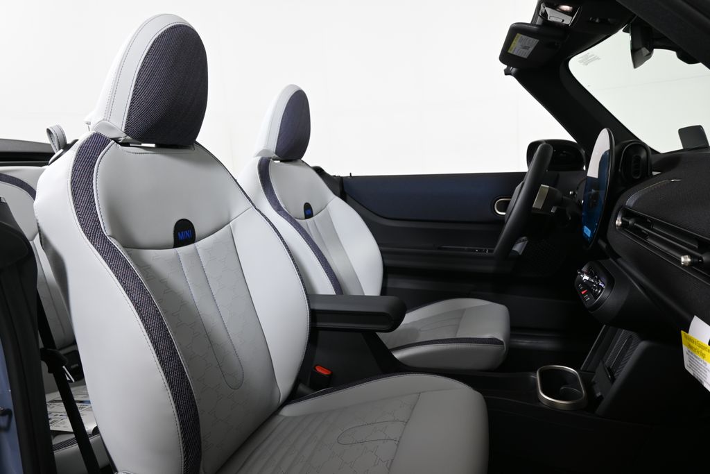Thumbnail: 2026 MINI Cooper - 27