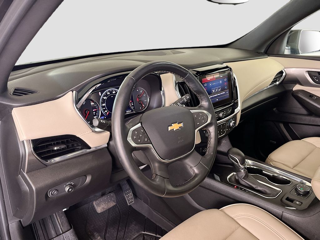 Used 2023 Black Chevrolet Premier image 9