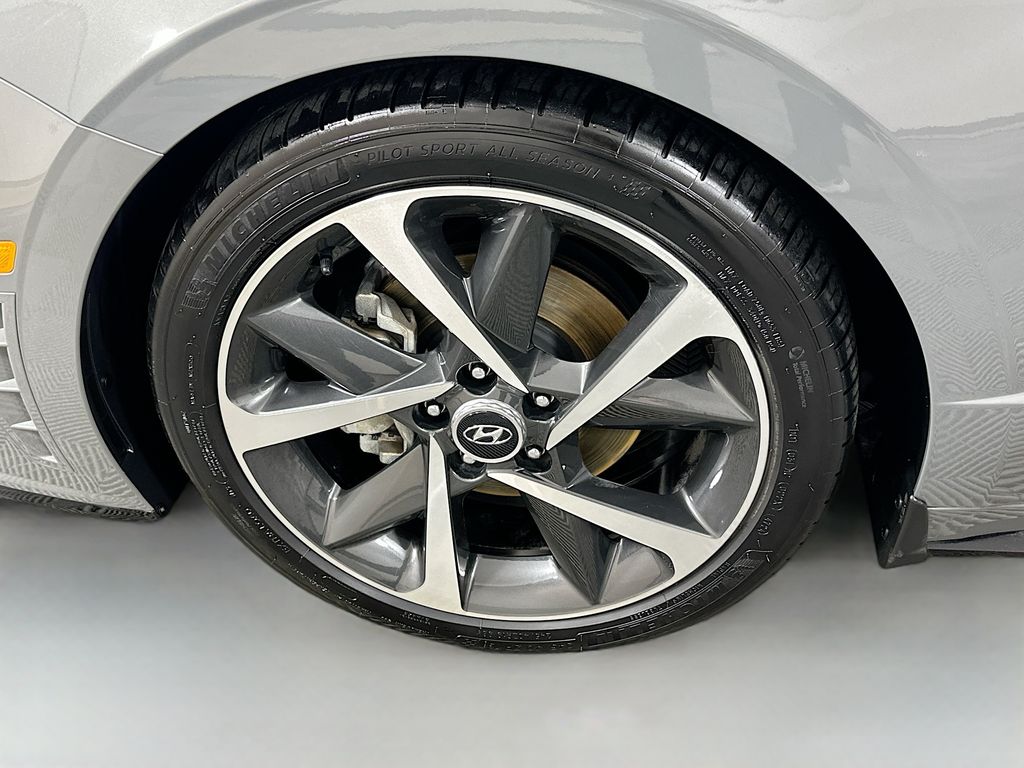 Thumbnail: 2023 Hyundai Sonata - 32