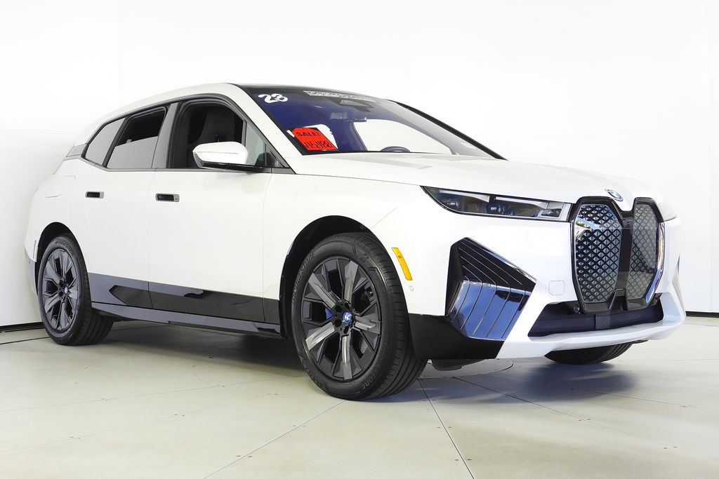 Thumbnail: 2023 BMW iX - 4