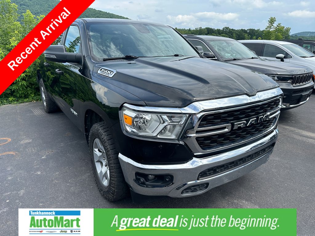 Diamond Black Crystal Pearlcoat 2023 RAM 1500 Pickup Truck Four-Wheel Drive 8-Speed Automatic