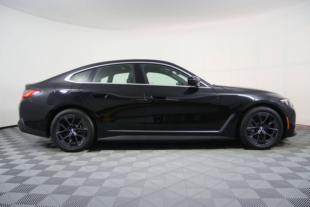 Thumbnail: 2025 BMW i4 - 2