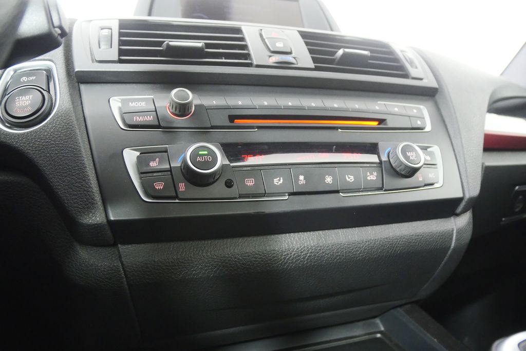 Thumbnail: 2014 BMW 2 Series - 20